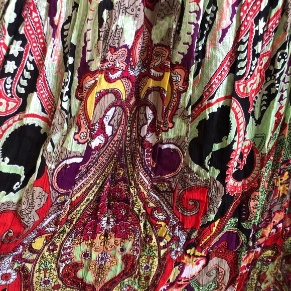 Surrale Springtime Maxi Skirt - Picture 4 of 4